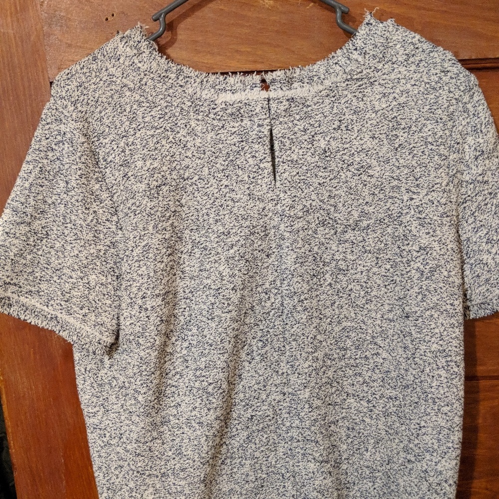 Textured cropped tee